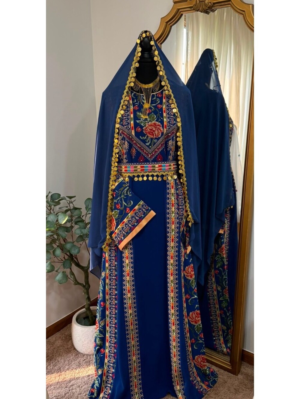 Royal Blue Henna Thob